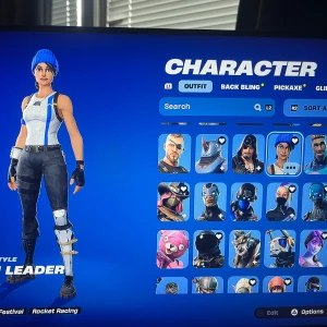 Fortnite konto s3 - Säljer mitt gamla Fortnite konto med massa skins. Det mesta är från säsong 3 men det finns lite skins och danser från säsong 1 och 2. Priset kan diskuteras vid snabb affär. Vi gör köpet via discord share screen så du kan testa logga in på kontot innan du för över pengarna såklart.
