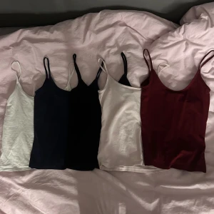 Gina tricot linnen - Säljer dessa 5 linnen från Gina tricot i storlek xs pågrund av att de inte kommer till användning. Nypris 130kr styck❤️