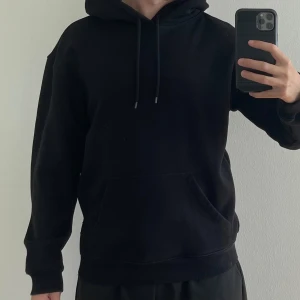 Hoodie  - Svart H&M hoodie