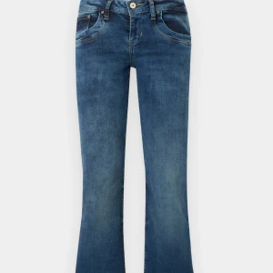 Ltb jeans - Blåa jeans från Ltb i modellen ”VALERIE”. W28, L32. Superfina💕