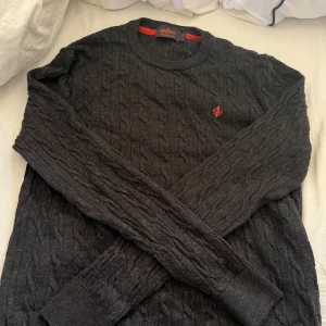 Morris - Helt ok är på medium skik