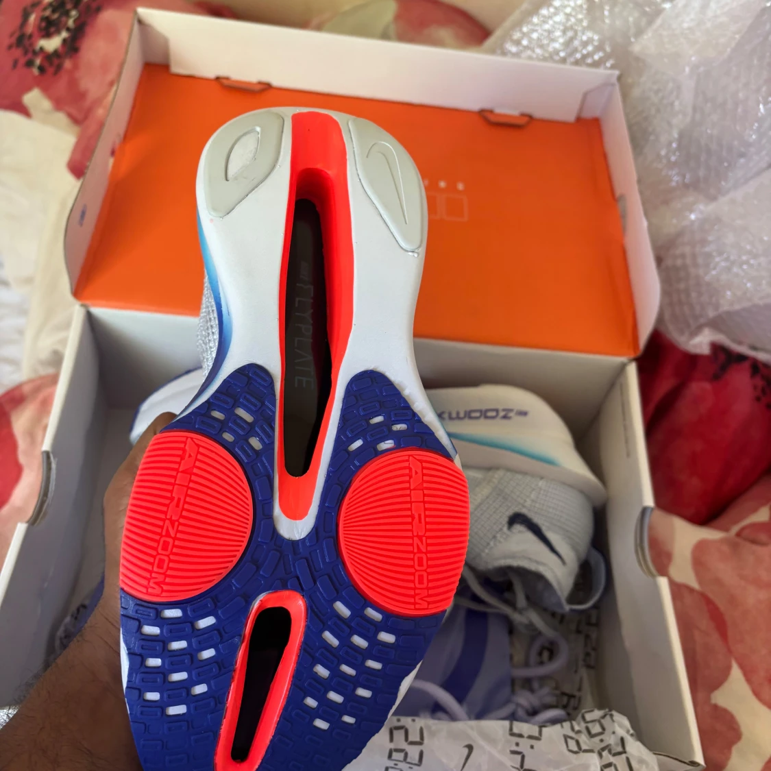 Nike ZoomX sneakers i silver och blå - 2