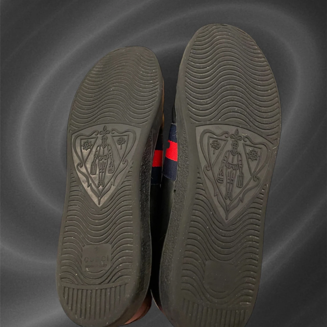 Gucci Ace sneakers med bi-detalj - 4