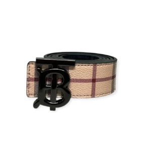 Burberry bälte - Helt ny burberry bälte. Oanvänd. Fraktar inom 24 timmar. Storlek 110cm. Bästa kvalité ute på marknaden