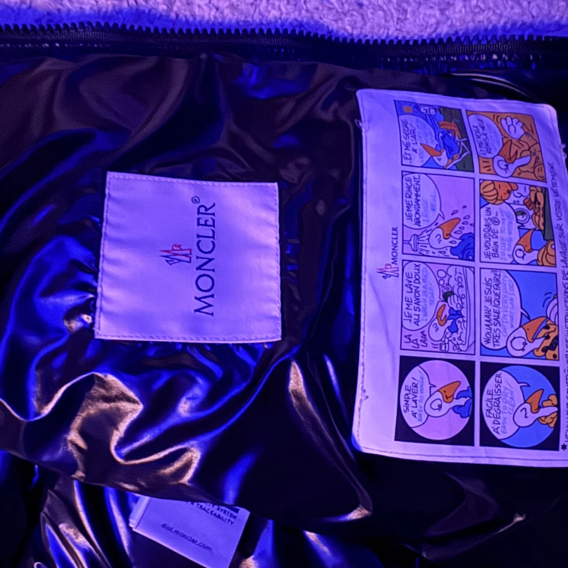 Svart dunväst från Moncler - 1