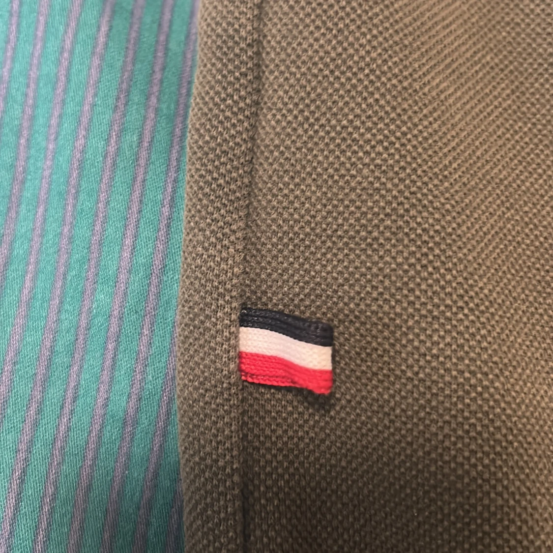 Olivgrön Moncler t-shirt i bomull - 2