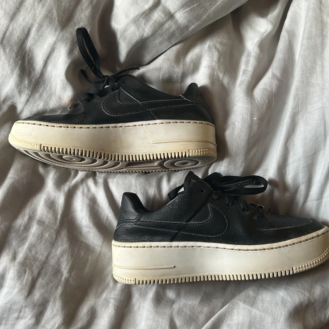 Nike Air Force 1 svart/vit sneakers - 1