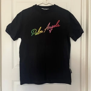 Palm Angels t-shirt - Storlek XS, men passar även S/M