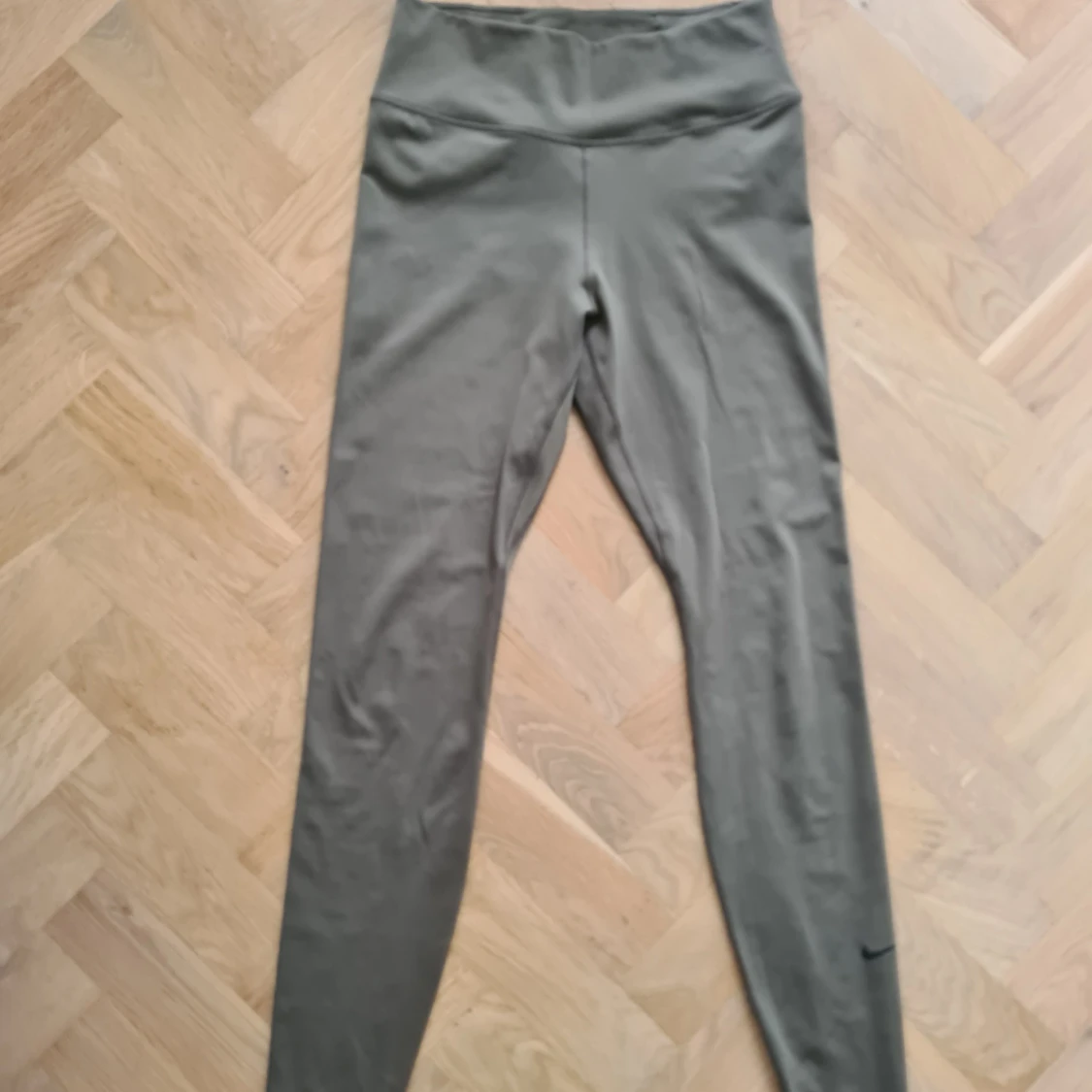 Nike Dri-Fit gröna leggings - 3