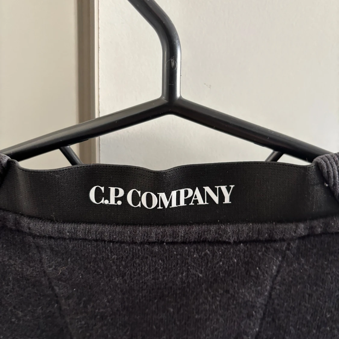 Svart tröja från C.P. Company - 2