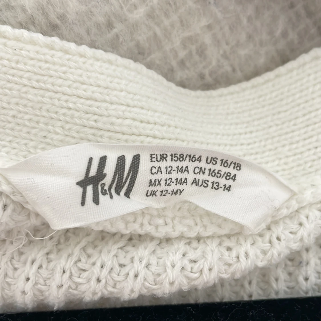 Vit stickad kofta från H&M - 2