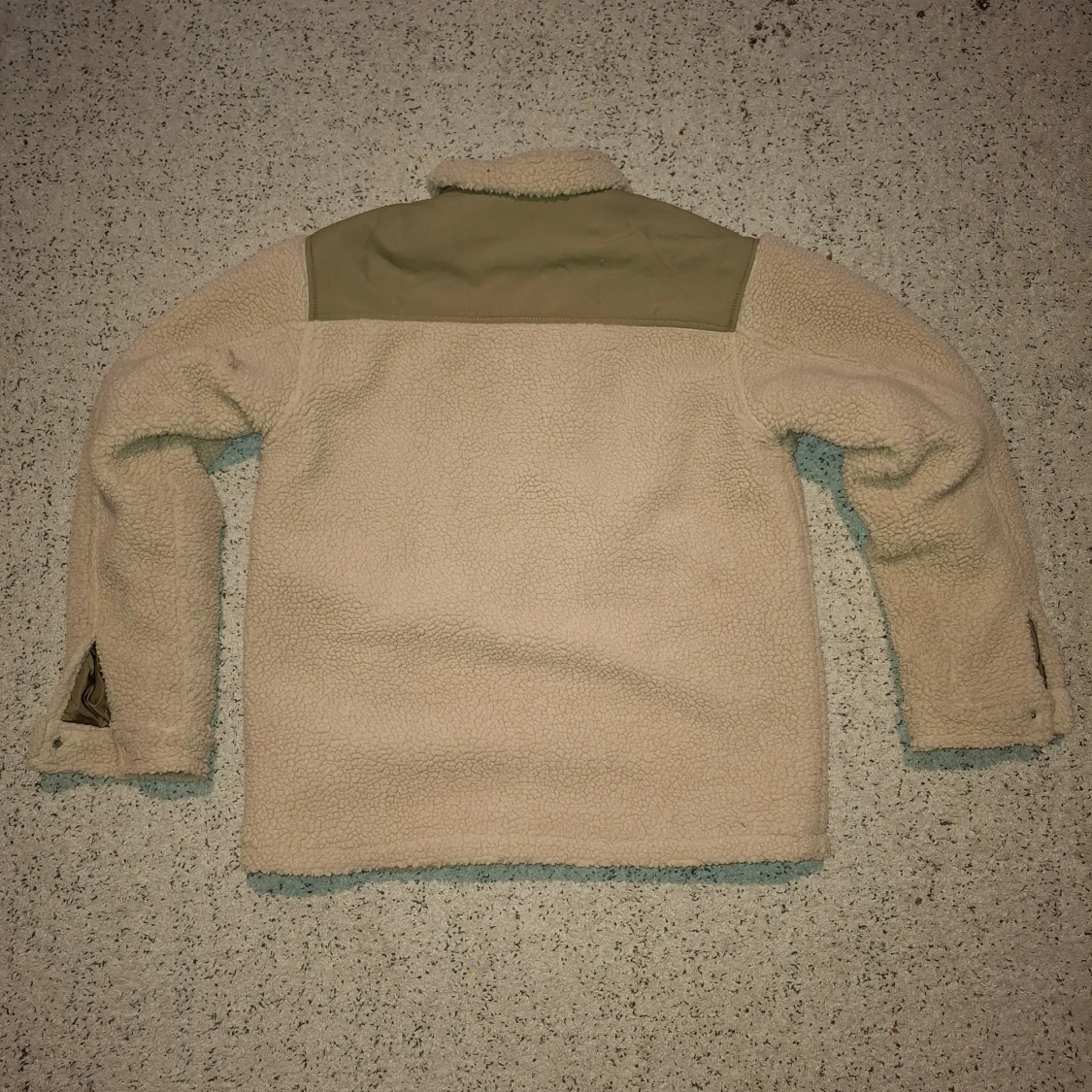 Beige teddyjacka från Vaillent - 1