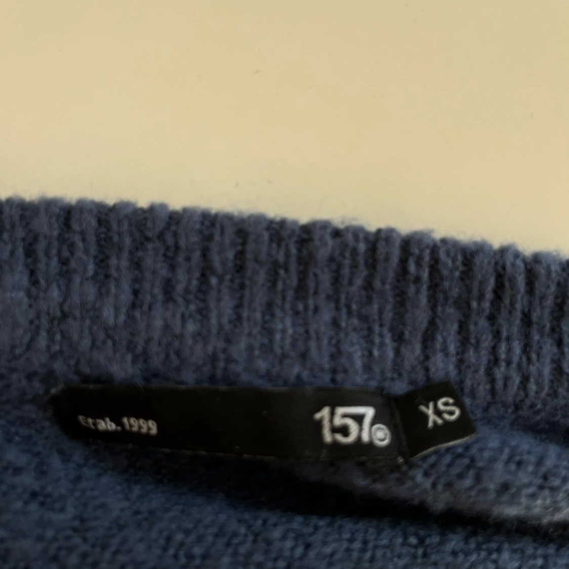 Mörkblå tröja från 157 - 2