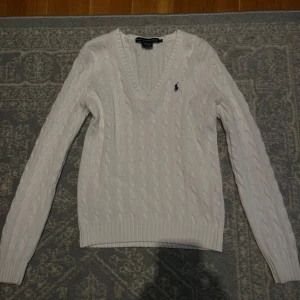 Ralph tröja - Fin ralph lauren tröja passar både S-L beroende på vilken passform man vill ha