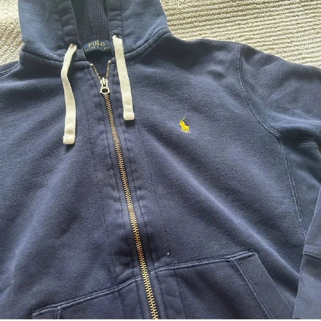 Mörkblå hoodie från Polo Ralph Lauren - 1