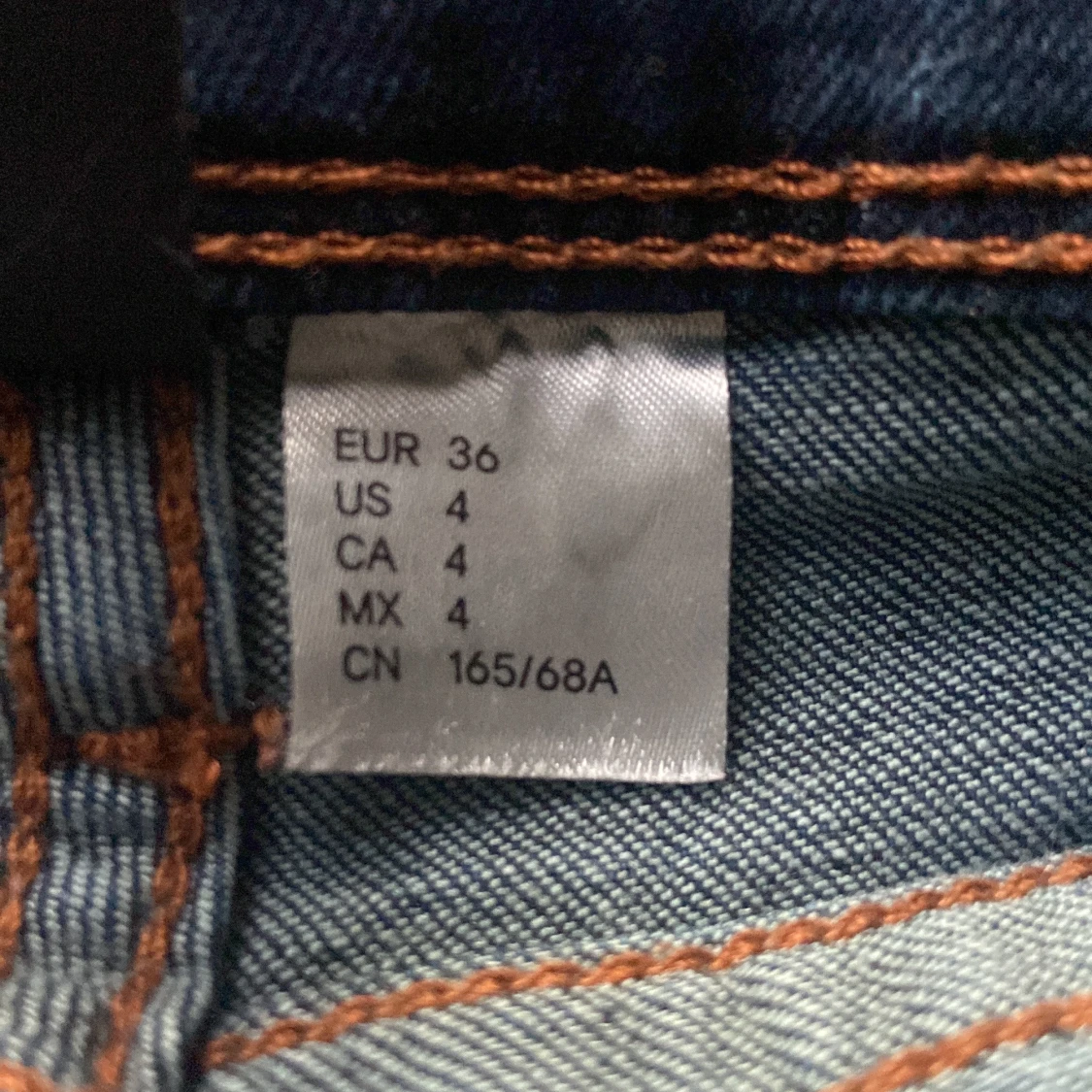 Mörkblå jeansbyxor - 3