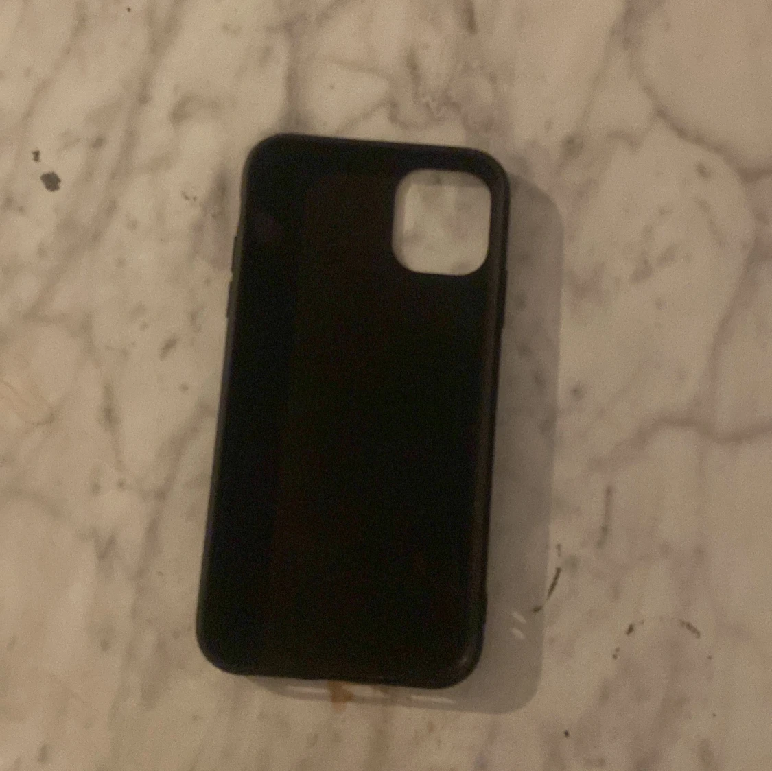 Svart mobilskal med konstmotiv - 1