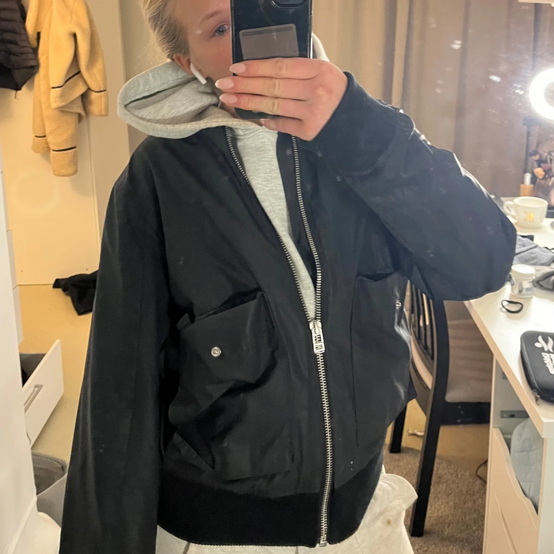 Svart bomberjacka - 2