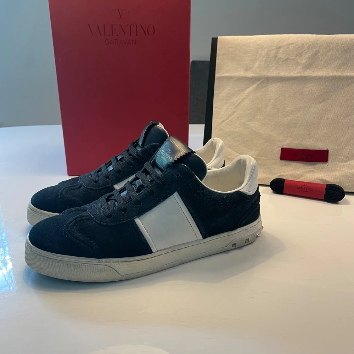 Valentino Garavani Flycrew| intresse koll❗️ - 2