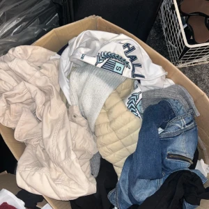 Mystery bag kläder - 10 plagg för 150kr