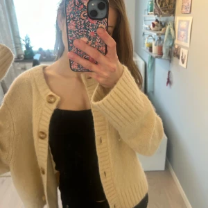 fin kofta - Superfin alpaca ull kofta❤️hör av dig vid frågor!