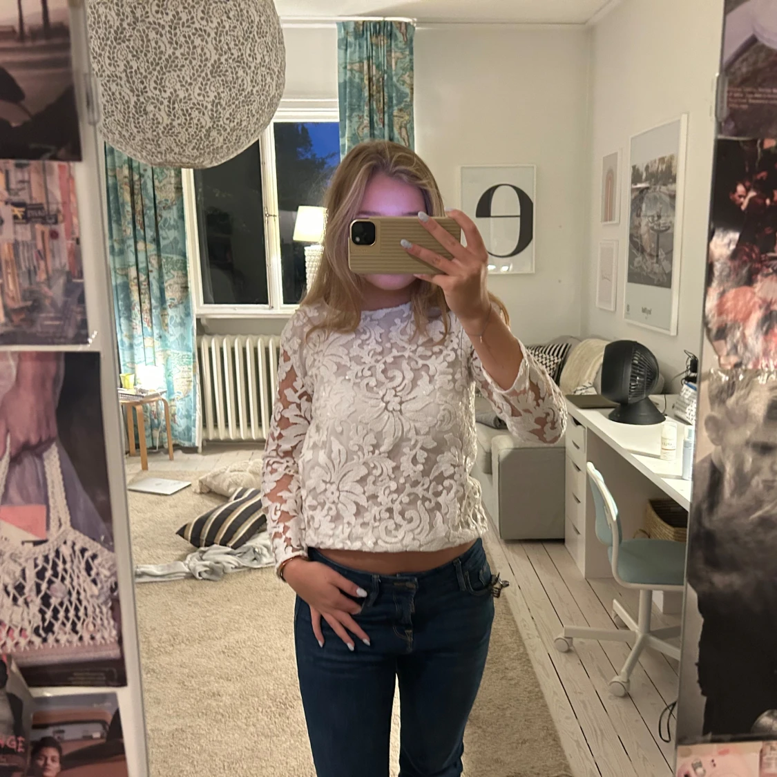 Vit Diane von Furstenberg spetsblus med blommigt mönster - 1