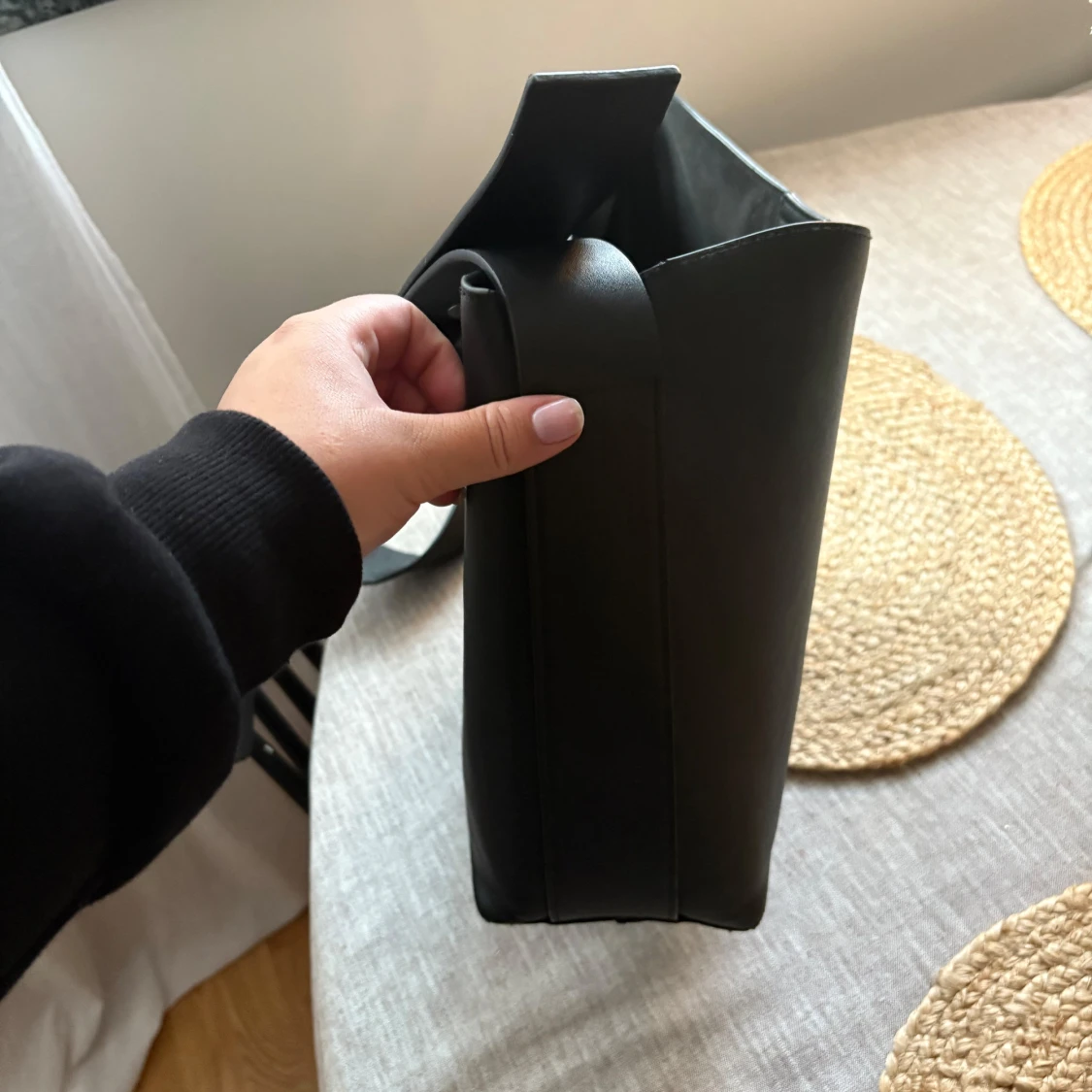 Svart axelväska - 2