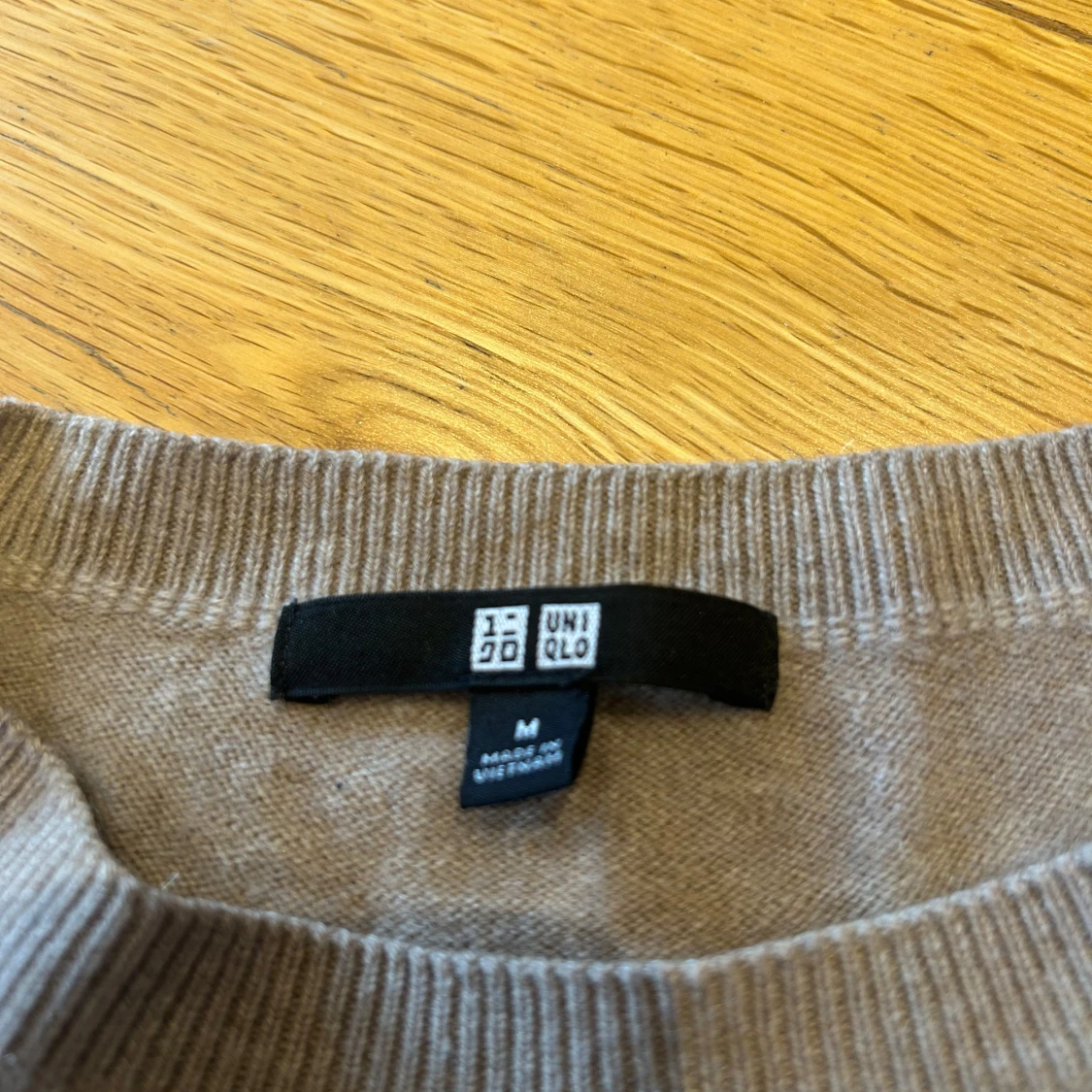 100% Kashmir Uniqlo tröja - 1
