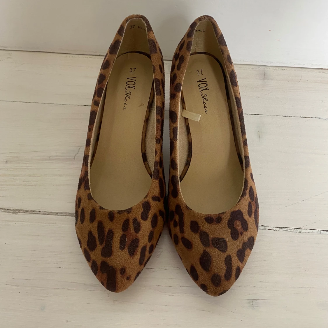 Leopardmönstrade klackskor