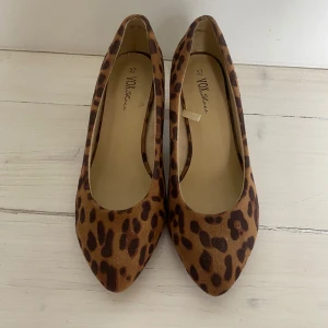 Leopardmönstrade klackskor - Säljer dessa leopardmönstrade klackar!🩷🩷