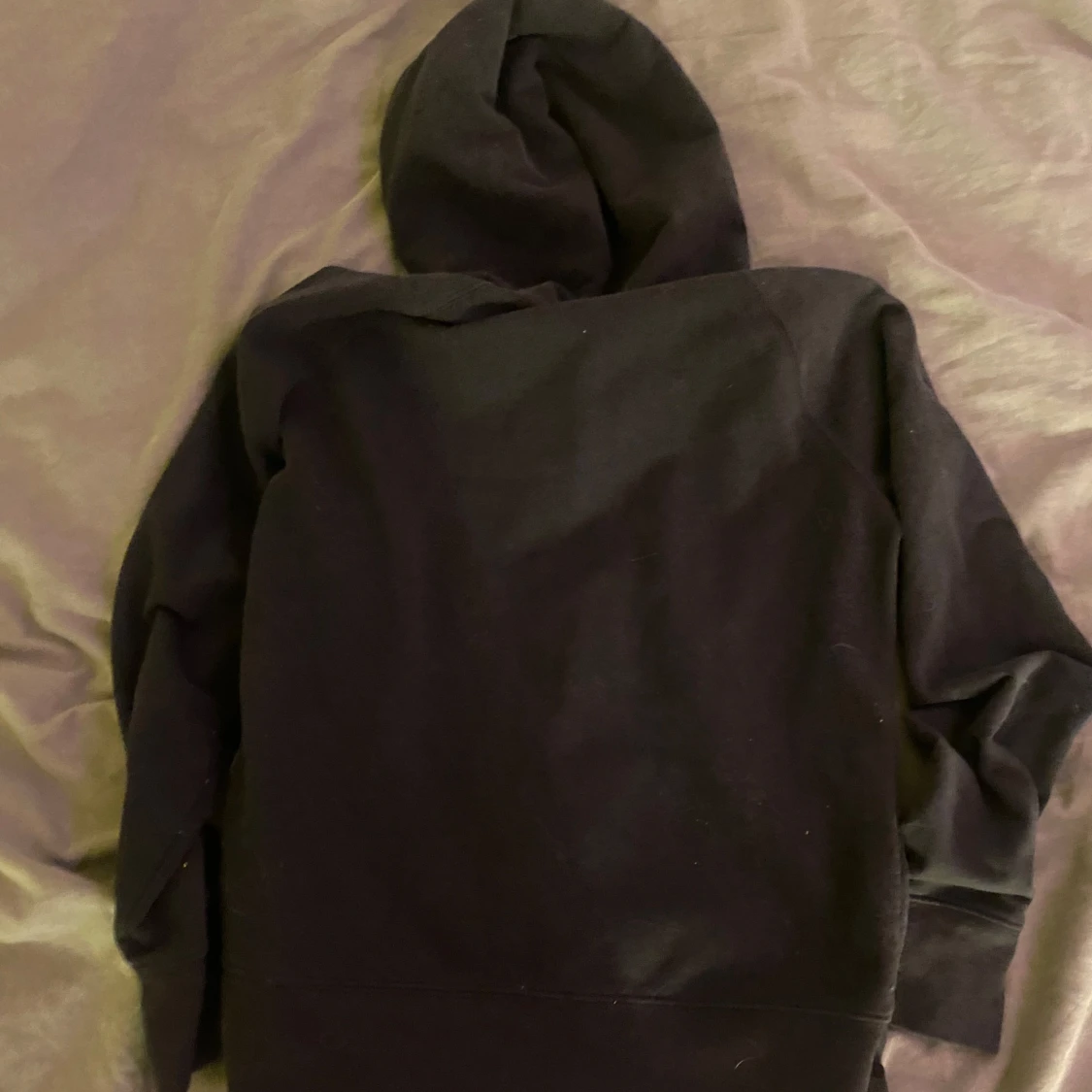 Svart hoodie från GAP - 2