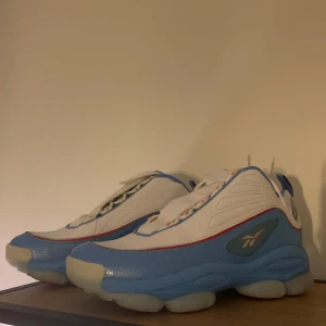 Reebok Allen Iverson Legacy Athletic Blue  - Storlek 43, aldrig använda, original låda tillkommer ej!
