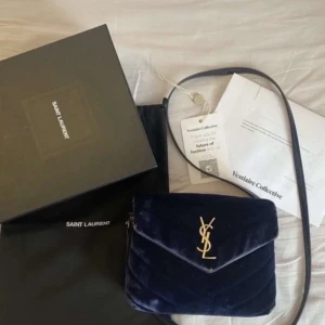 Ysl väska - Skitsnygg ysl väska jag säljer åt min kompis. Allt ingår och köpt på Vestiaire. Kvitto och box finns