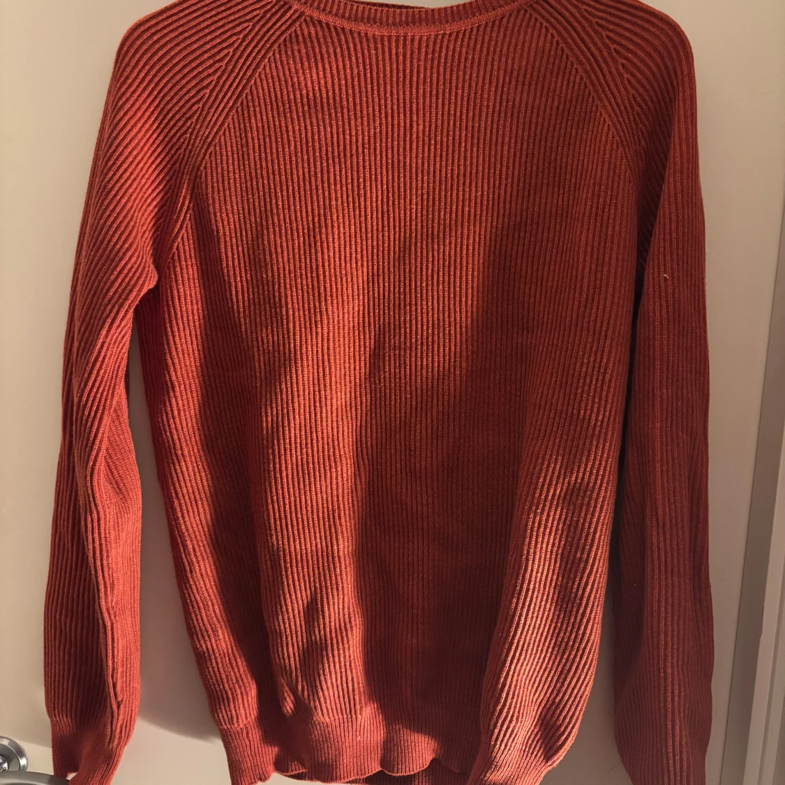 Rostfärgad tröja från John Henric