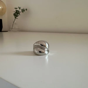 Silver ring  - Silver ring, helt ny, aldrig använd. Liten i storlek💕