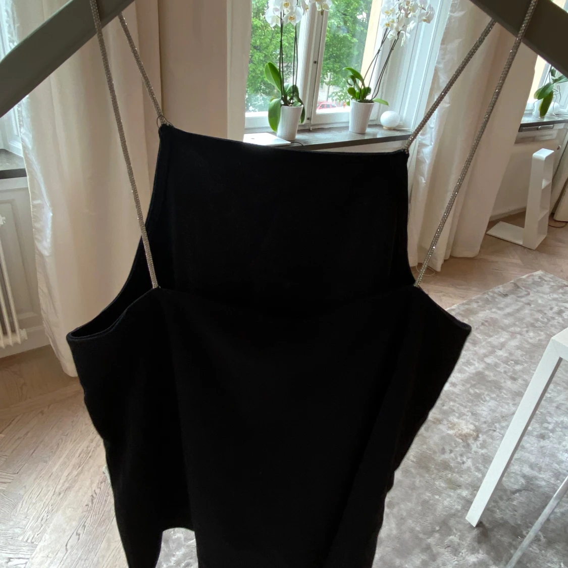 Svart festlinne från hm - 2