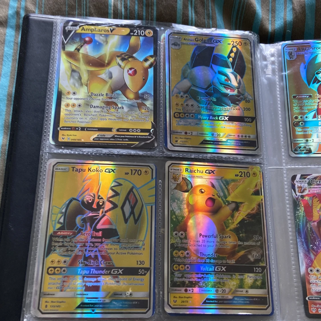 Pokémonkort i samlarpärm - 3