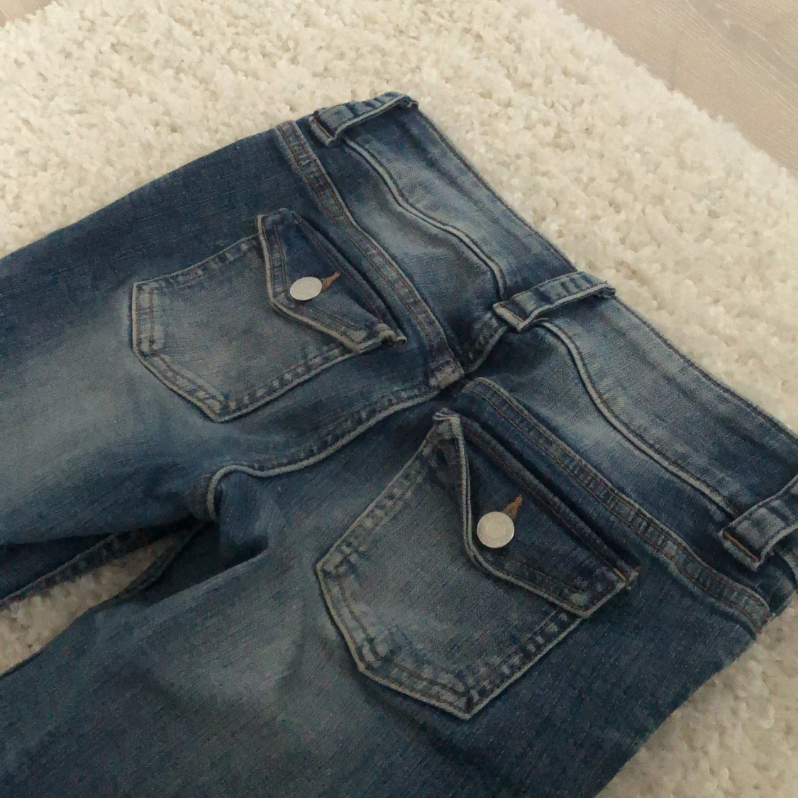 Bootcut jeans från H&M, låg midja - 2