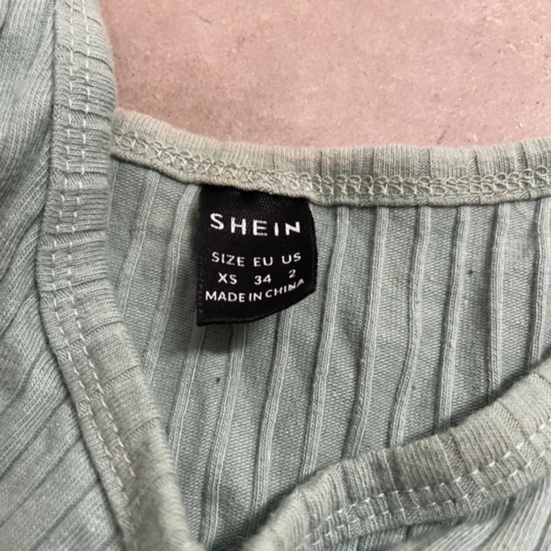 Ribbad mintgrön klänning från SHEIN - 2