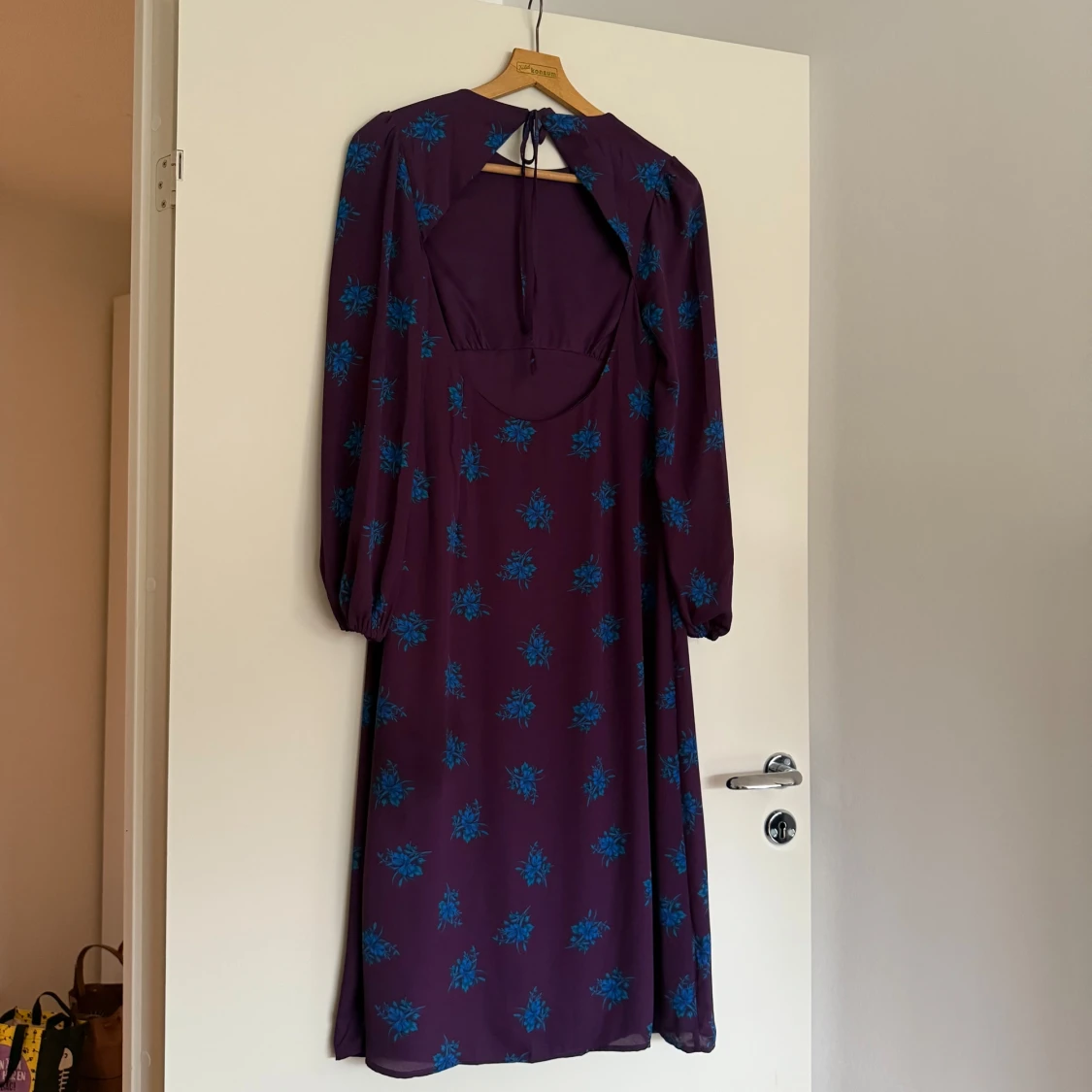 Lila blommig långklänning Fashion Union - 1