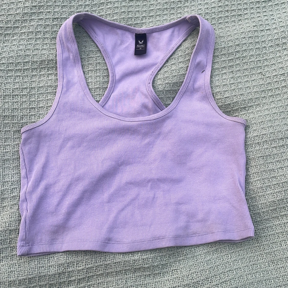 Ljuslila ribbad linnetopp från SOC