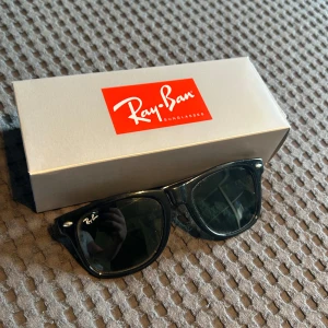 Rayban solglasögon  - Raybans som jag inte längre använder( Box medföljer ej)
