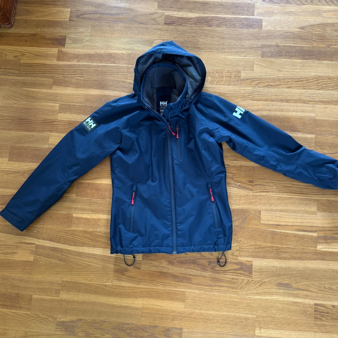 Mörkblå jacka från Helly Hansen - 1