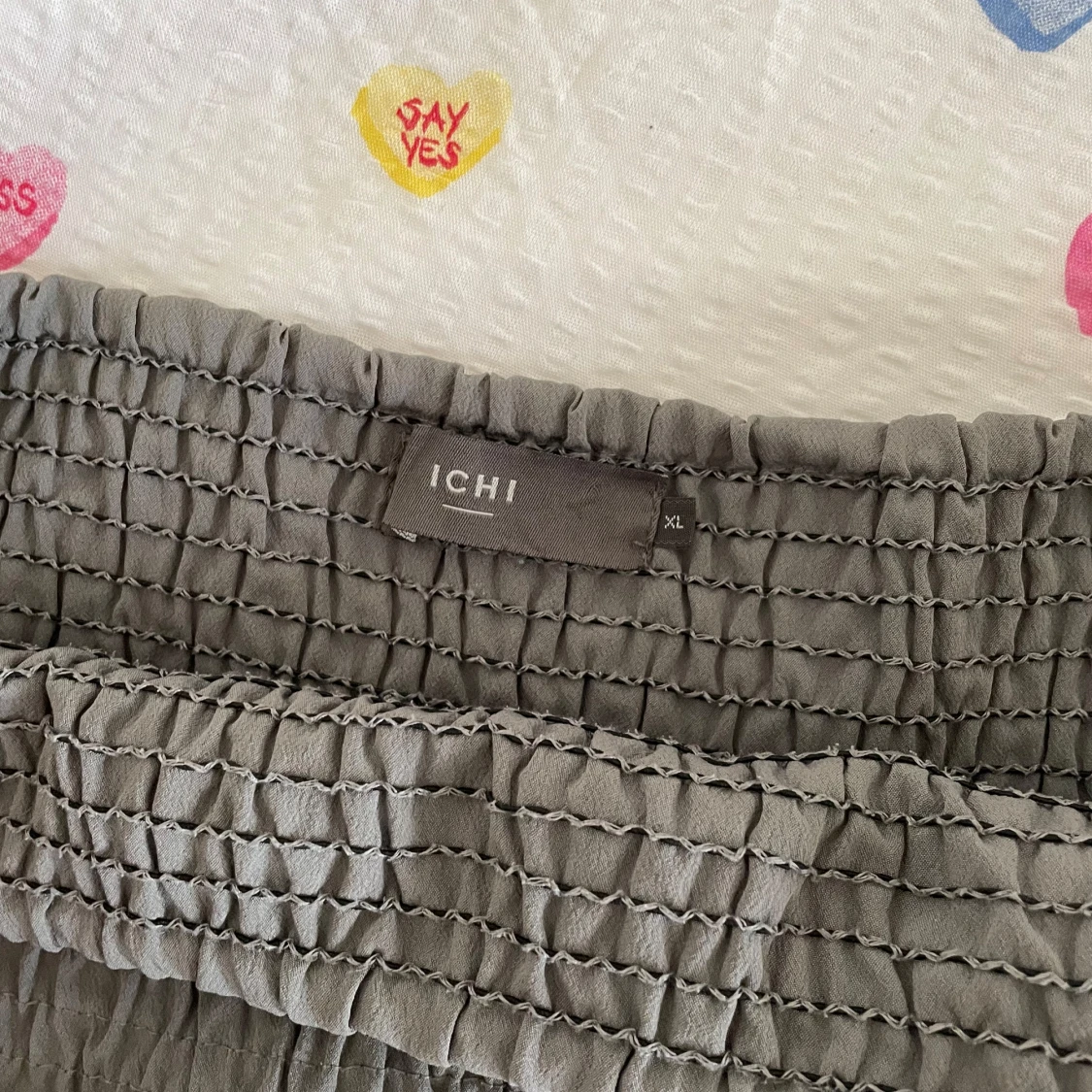 Grå volangkjol från ICHI - 1