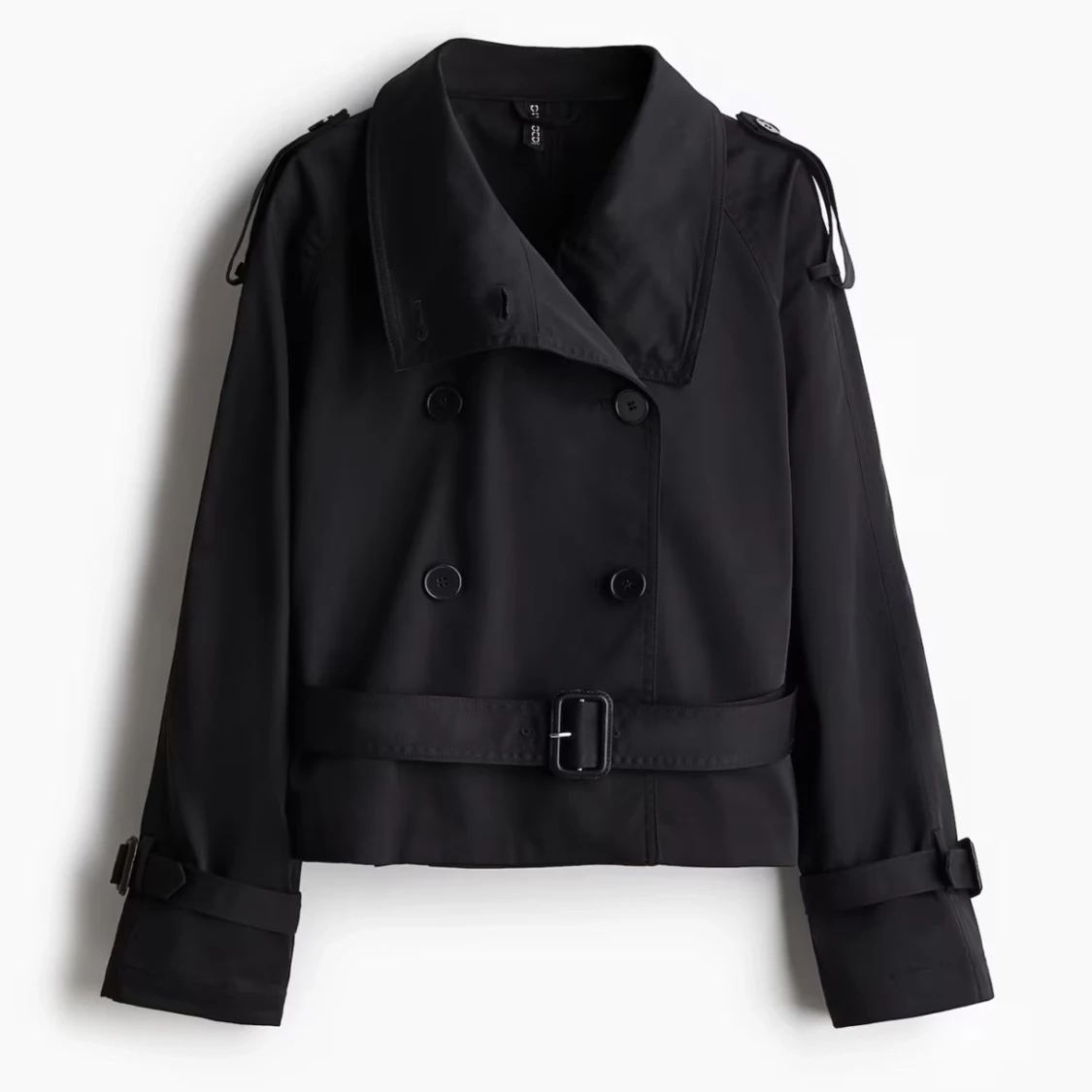 Svart trenchcoat med bälte