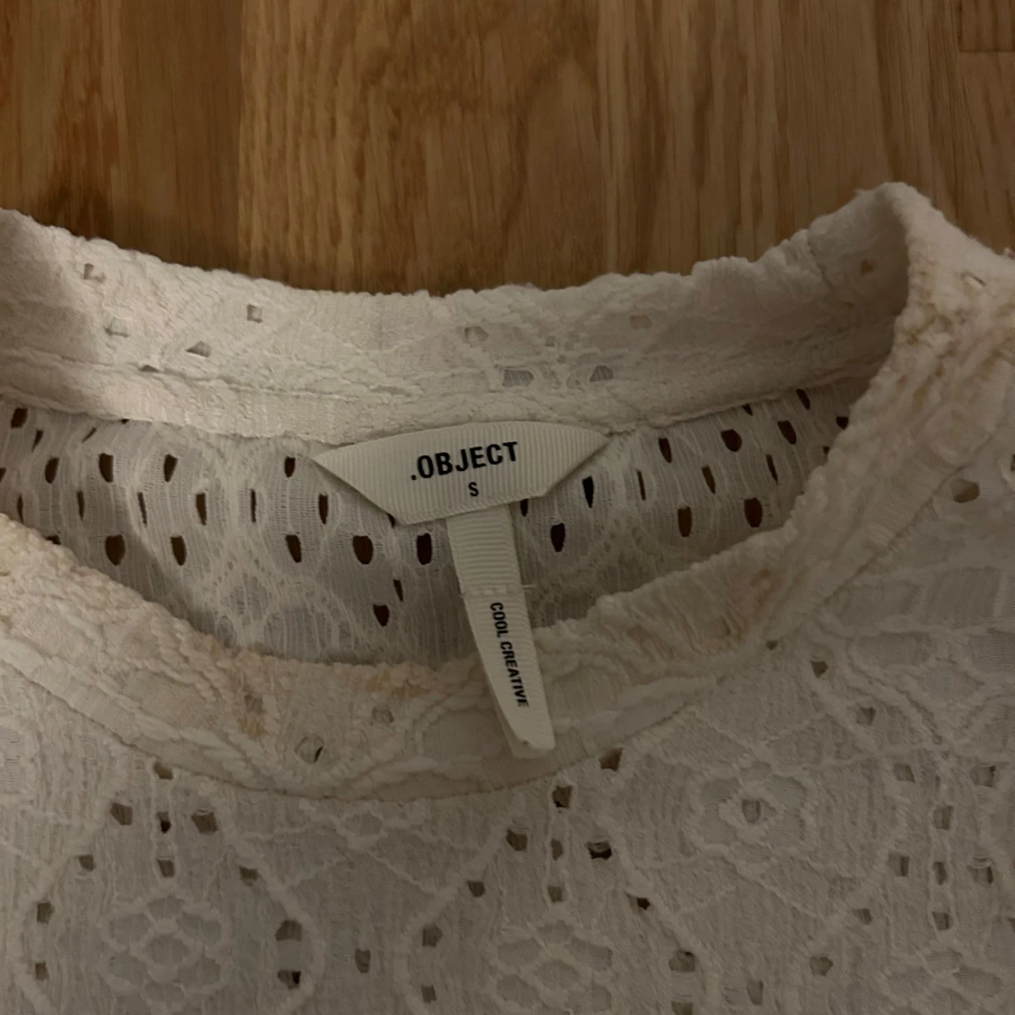 Vit spetsblus från Object - 1