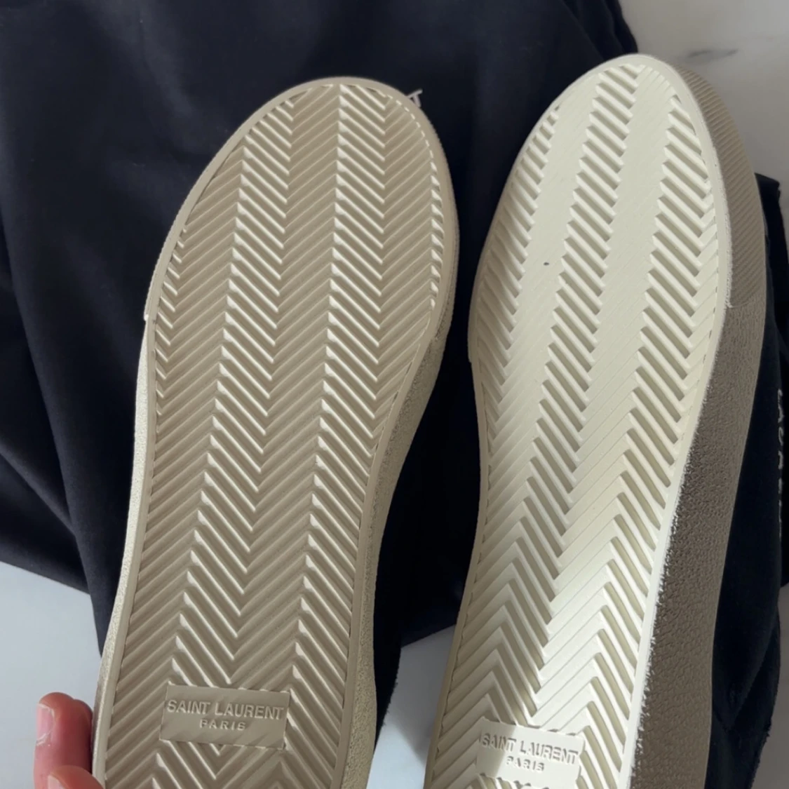 Saint Laurent skor helt nya helt oanvända.  - 2