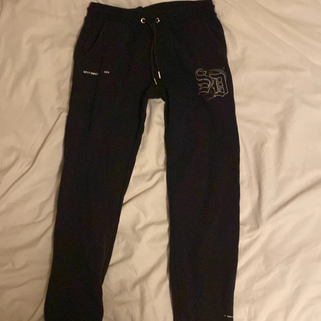 Supply & Demand mjukisbyxor