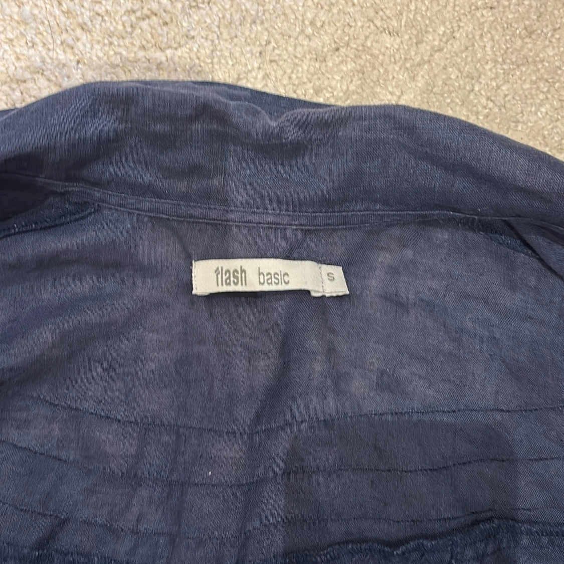 Mörkblå omlottblus från Flash Basic - 2