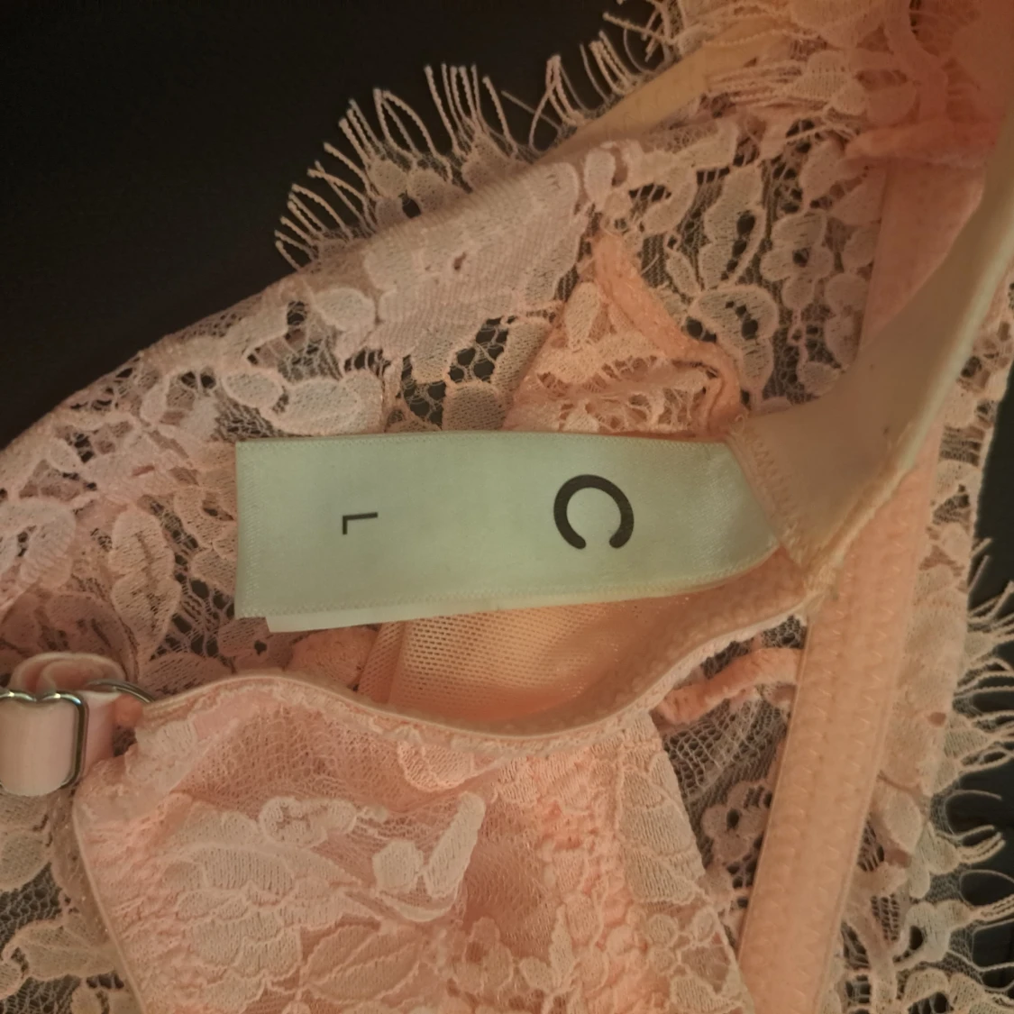 Ljusrosa behå L - 3